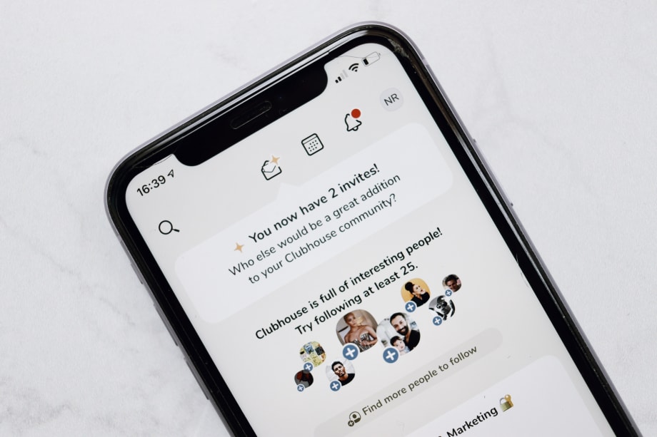 What Is Clubhouse? How Salon Pros & Businesses Can Build a Following
