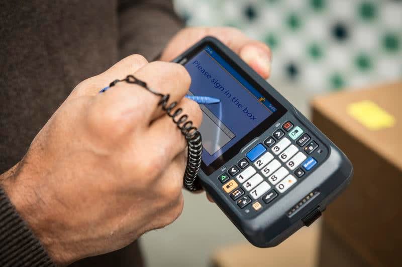 Intermec Introduces Mobile Computer with Two OS Options