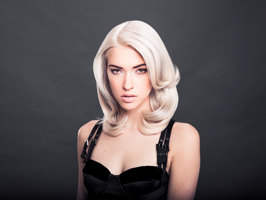 How to use the New Professional Wand Styling Kit from CoCre8