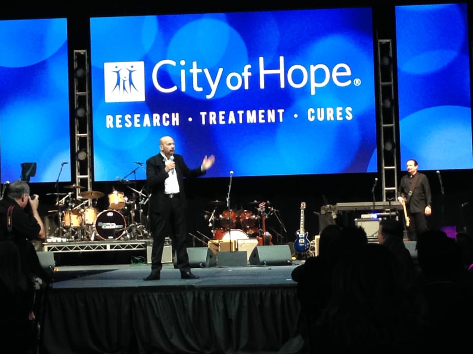 At the Spirit of Life Award Gala, Over 700 Rock the Cure with Steve Goddard