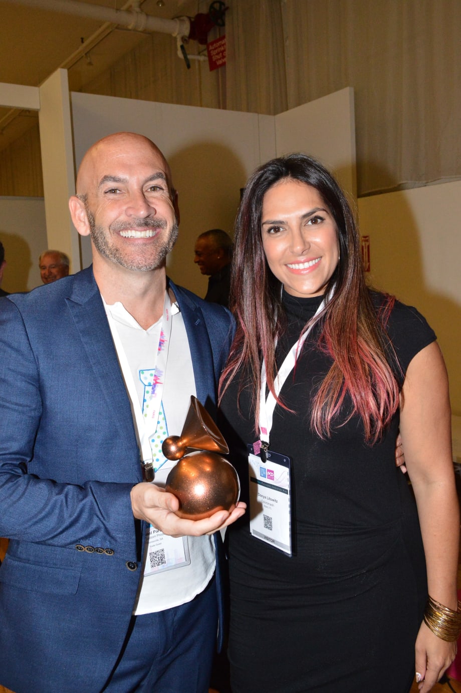 Colorsmash Color Kissed Hairspray Wins Award for Packaging Innovation