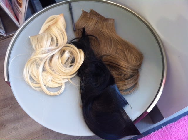 Tabatha and LuxHair How Launch a Circle Extension