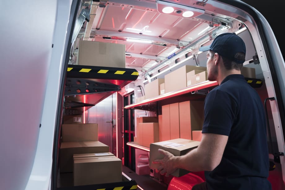 Mercedes to Reveal Last-Mile Logistics Technology at Fleet Forward Conference