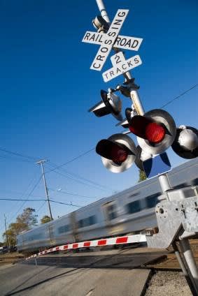FRA awards $25M in grants to upgrade safety railroad crossings, stations