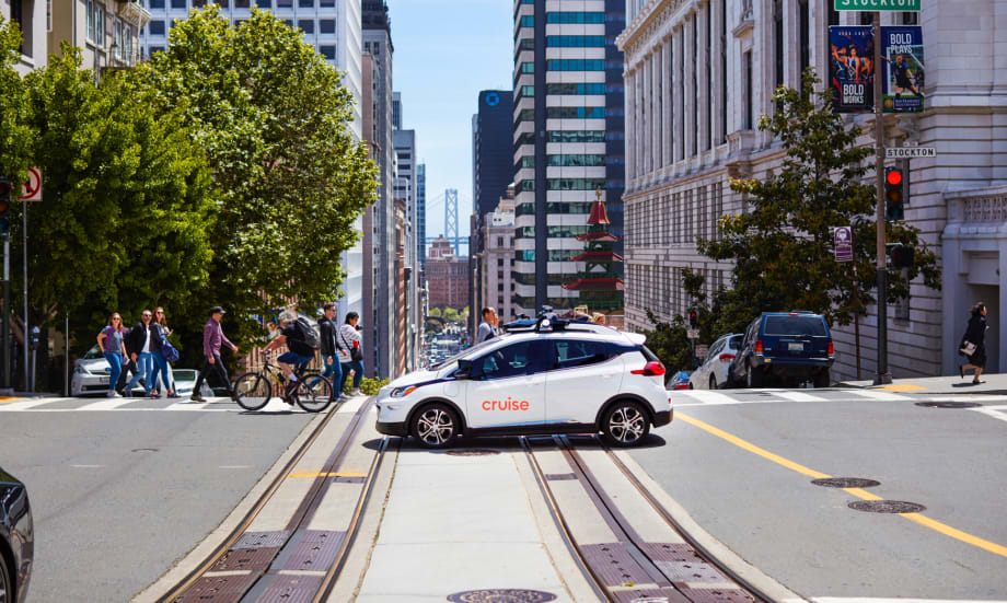 Cruise Delays Rollout of AVs 