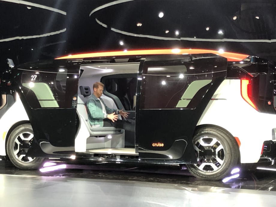 GM and Ford Seek Permission to Deploy Autonomous Vehicles