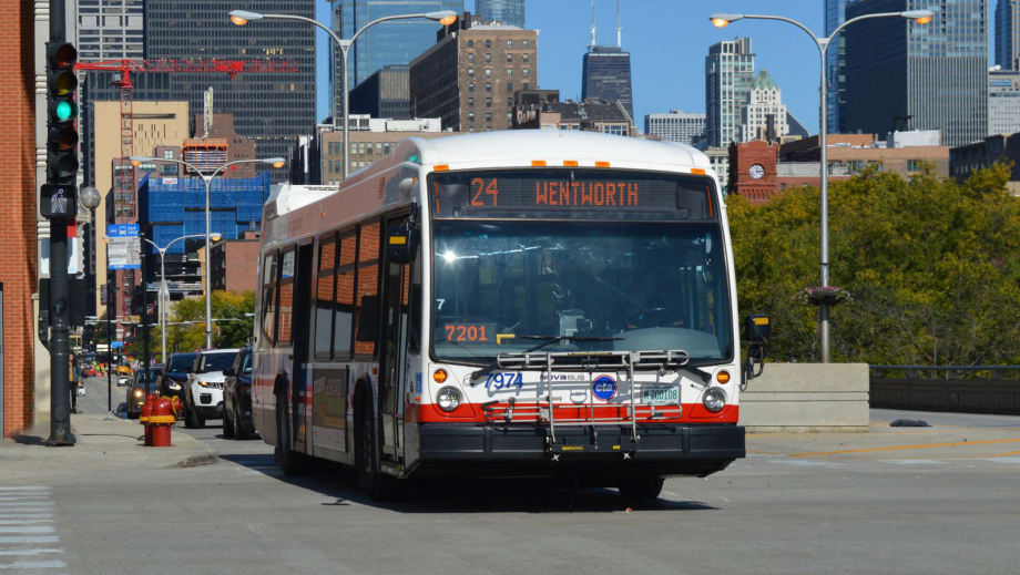 Chicago's Budget Holds Fares Steady, Focuses on Investment