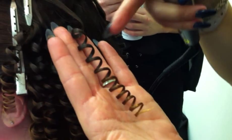 Voluminous Coils: How-To Get Maximum Curl on Any Texture