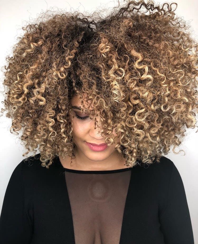 Curl Craze: 9 Curly Styles by Akeiri Taylor We Can't Get Over