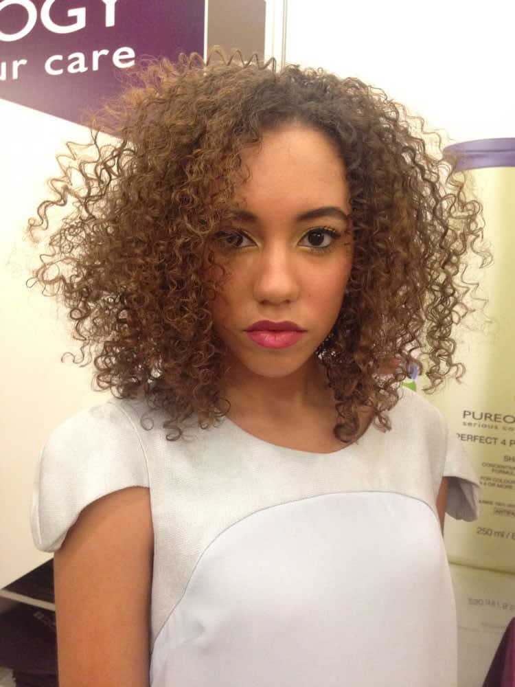 Keeping It Natural: Tips To Keep Curls Beautiful