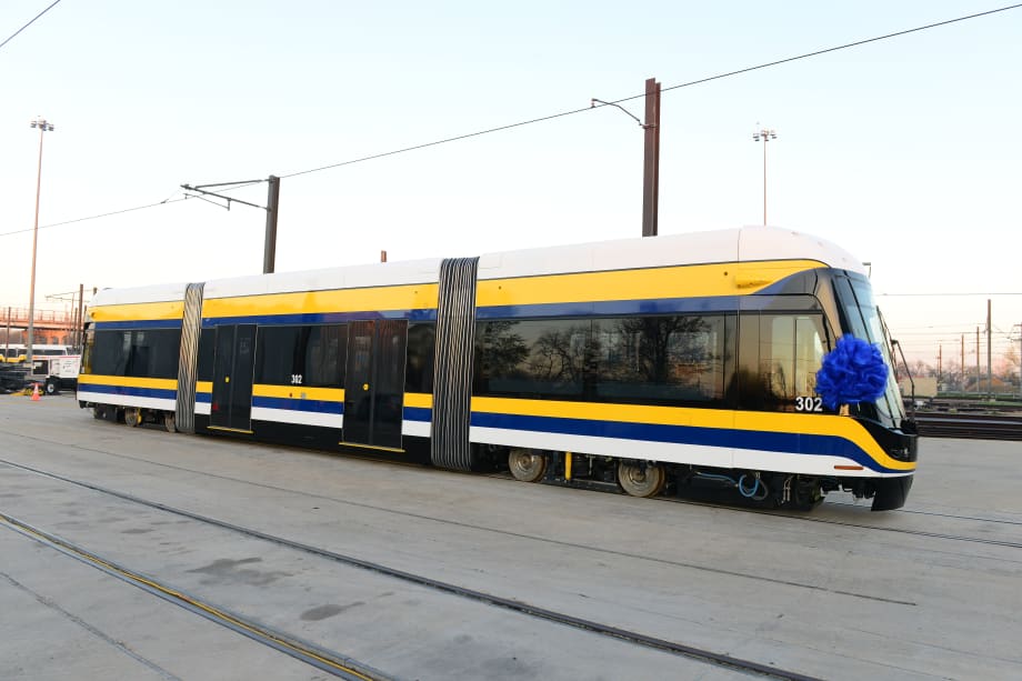 Dallas' modern streetcar system make its debut