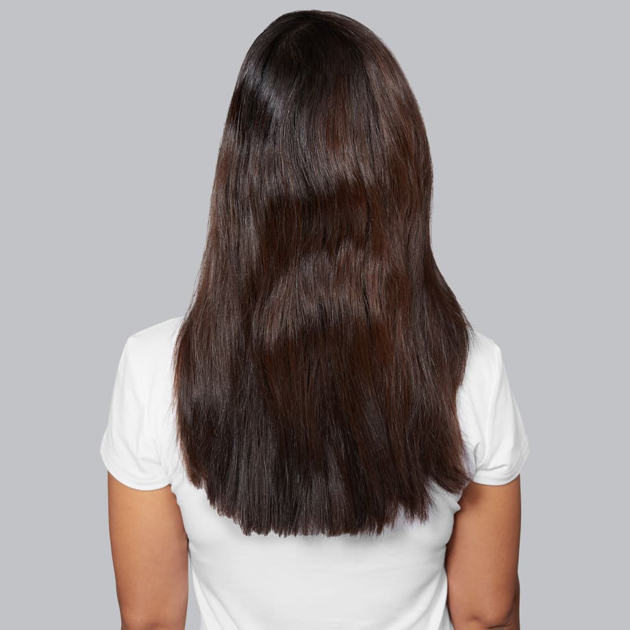 Are Your Brunette Clients Using Green Shampoo and Masks? Here’s Why They Should.