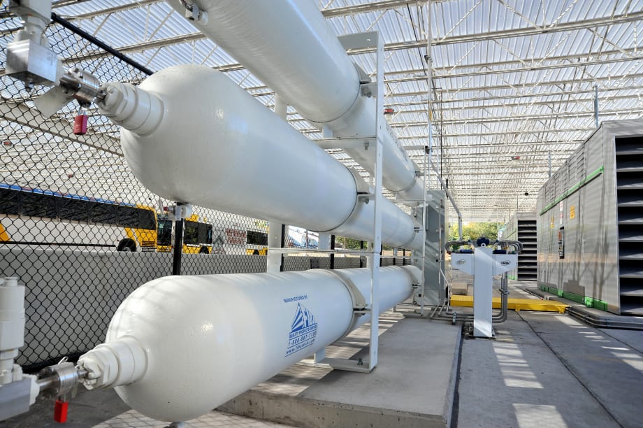 DART Awards $4M CNG Fueling Contract