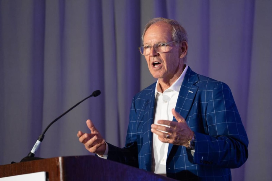 Executives with Strong Work Records Take CAR Awards 