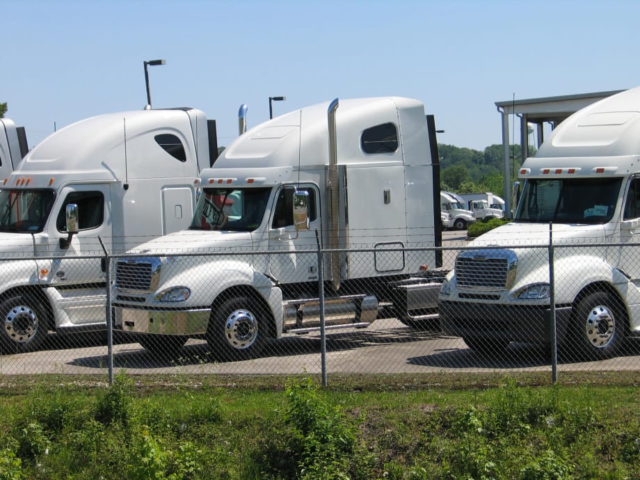 Lawmakers, Industry Press for No FET Hikes on Trucks