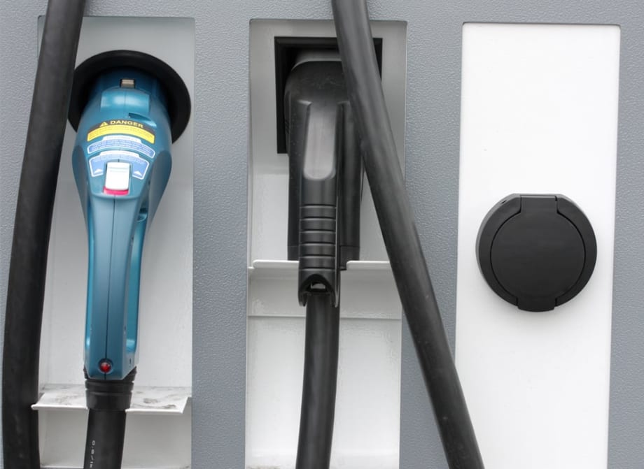 California Carsharing, Vanpooling Group Orders 100 EVs