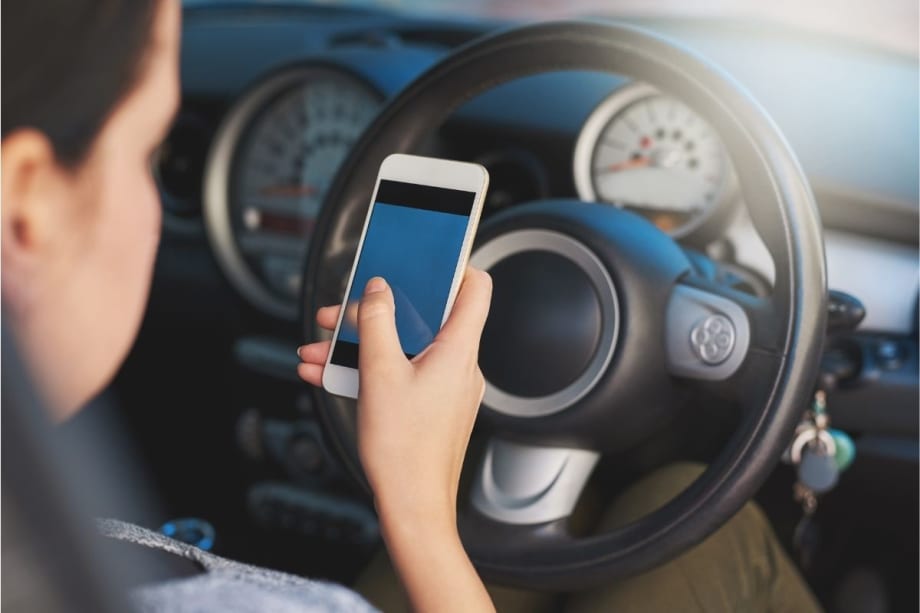 Distracted Driving Surges in Massachusetts