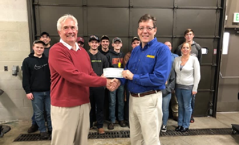 Fleet Manager of Year Dmochowsky Presents Scholarship Check