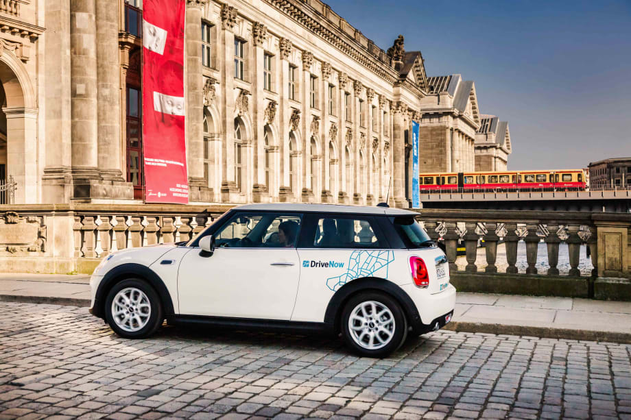 BMW, Daimler Headquarter Joint Mobility Group in Berlin