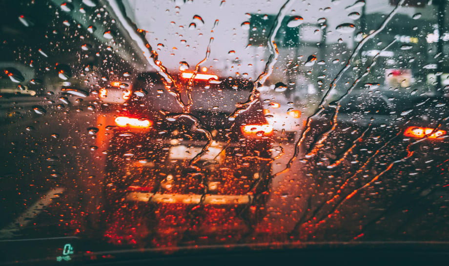 Leveraging AI with Dash Cam Video for Fleet Safety and Operational Insight