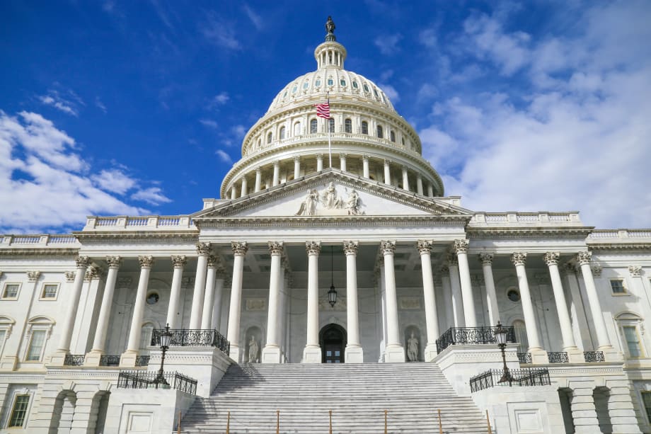 House Passes Bill that Includes Drunk Driving Tech in New Cars