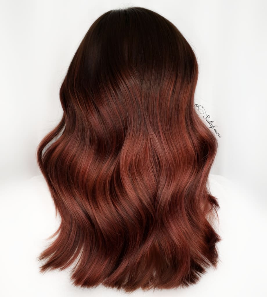 Thumb-stopping Tips for Photographing Your Balayage