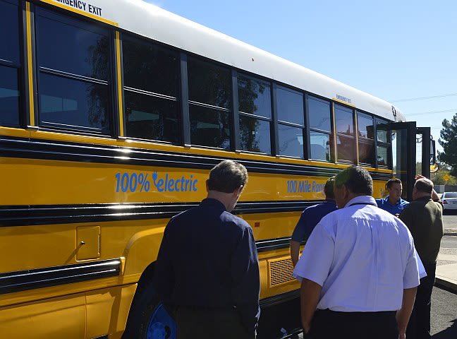 Lion, Adomani Demonstrate Electric School Bus in Arizona