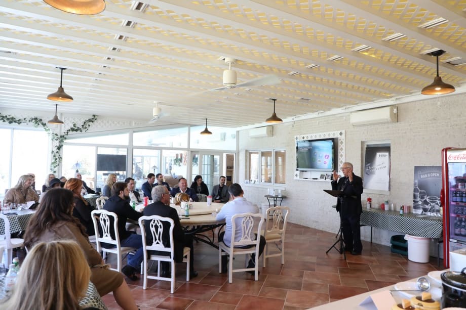 New ECRU New York Networking Group Provides Broad-ranging Support