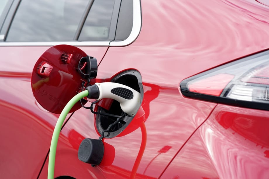 Alphabet Teams with E.On to Provide EV Charging Services