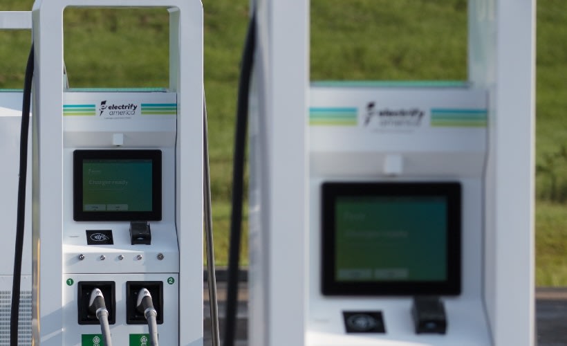 Ford to Offer Charging with Future EVs