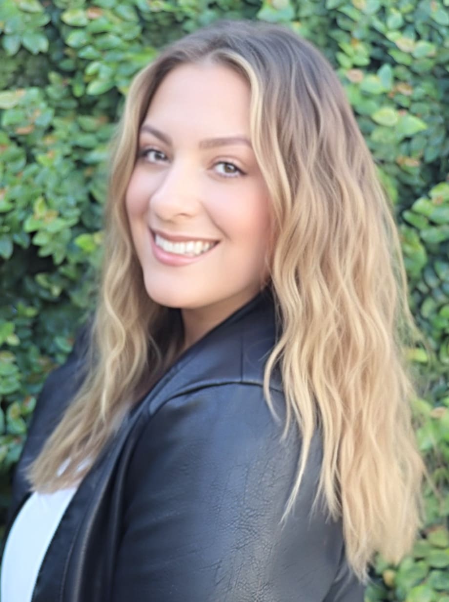 Oil Slick Haircolor: The Trend That Never Really Left