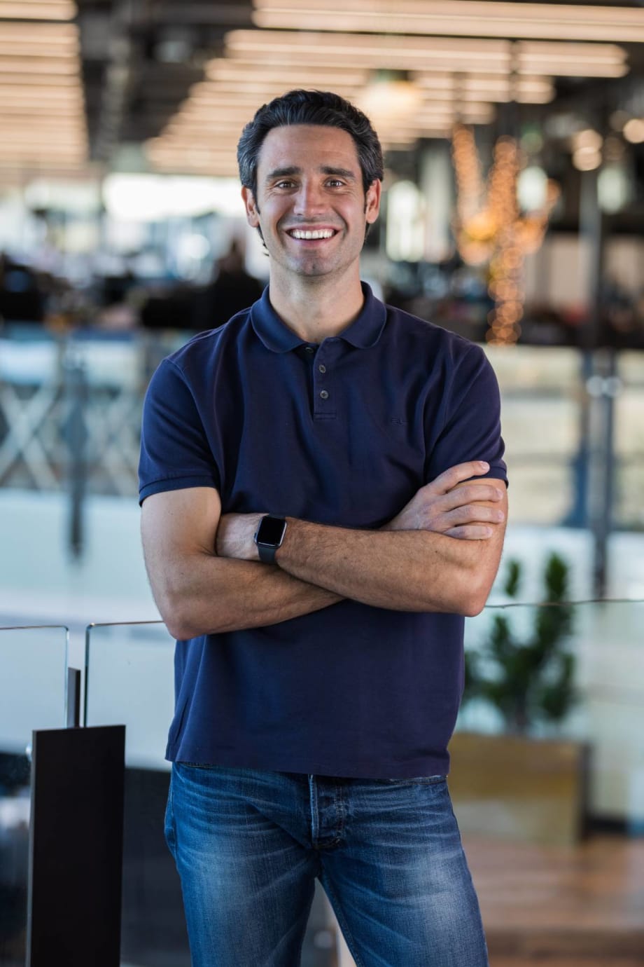 Carvana CEO, Tech-Mobility-EV Expert to Keynote IARA Event