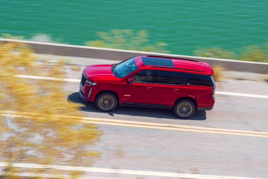 BMW Still Most-Shopped Luxe Brand,Toyota Widens Non-Luxe Lead