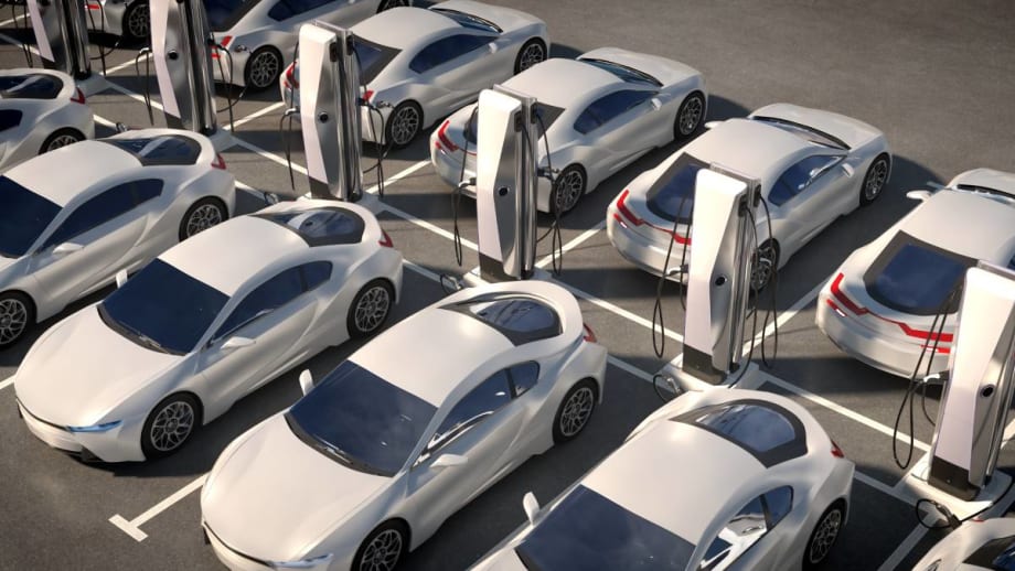 NAAA, IARA Collaborate on New Electric Vehicle Standards