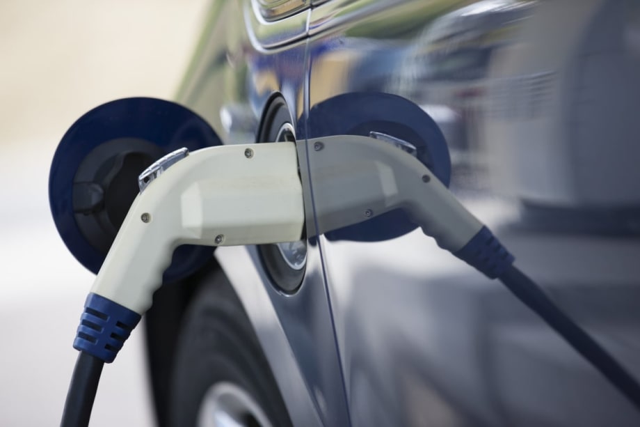 Hot Takes: Developing the Ecosystem for Electric Commercial Vehicles