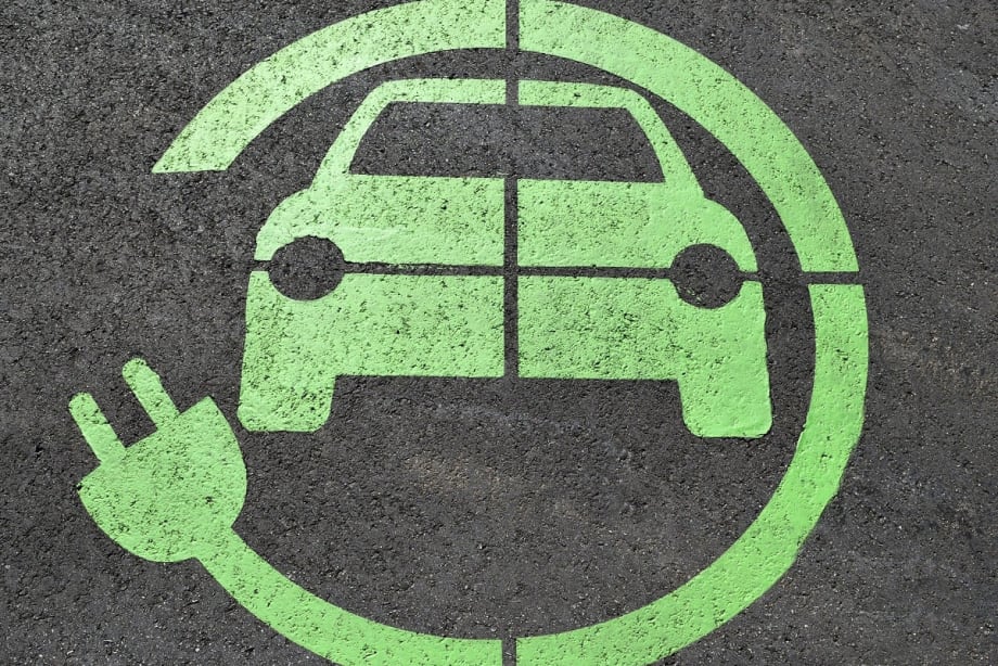 Why It's Difficult for Some Fleets to Go Green