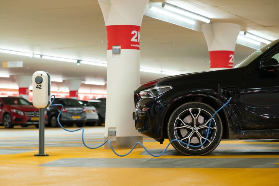 3 Headwinds That Will Batter the Auto Industry
