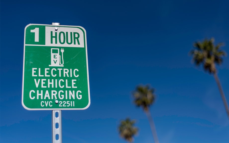 Japanese Industry Minister Questions U.S. EV Credits  