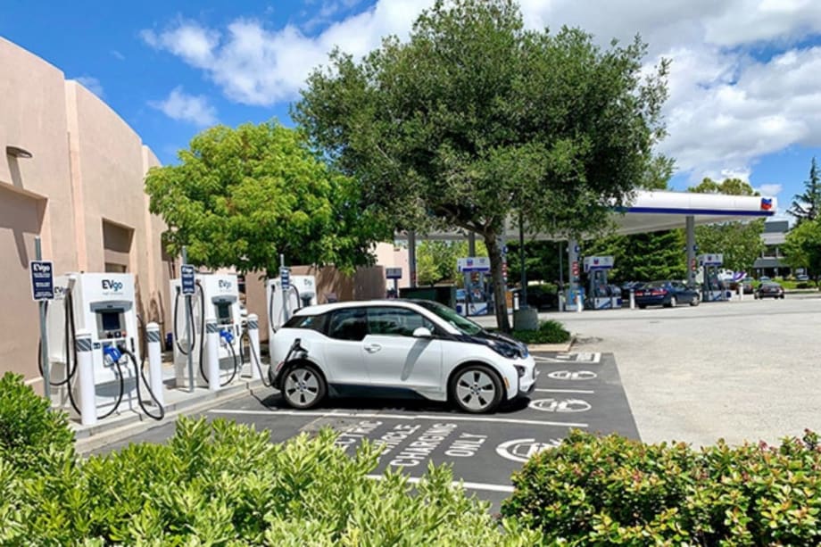 Merchants Fleet, EVgo Partner to Expand EV Charging Accessibility