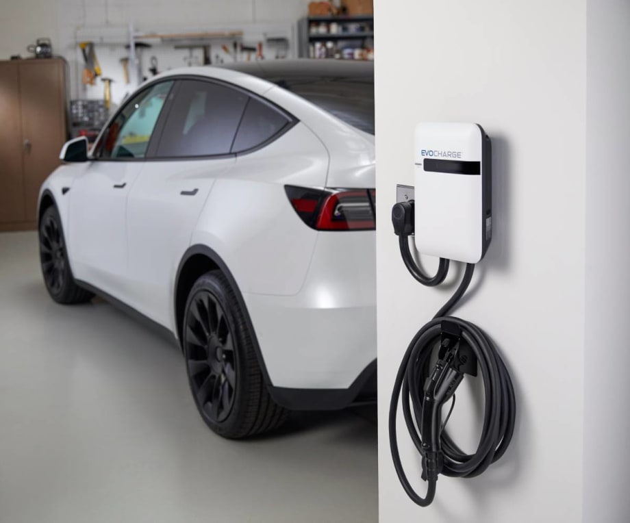 EvoCharge Releases 40-Amp Level 2 EV Charging Stations