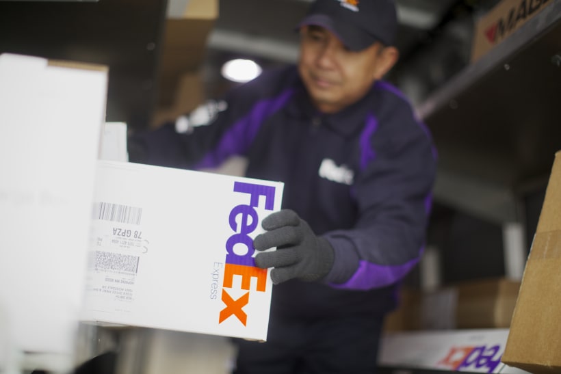 FedEx Adds Electric Vans in Chinese Cities