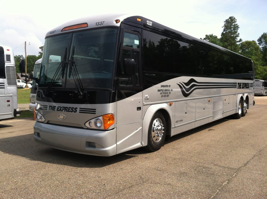 MCI delivers D4505s to Miss.