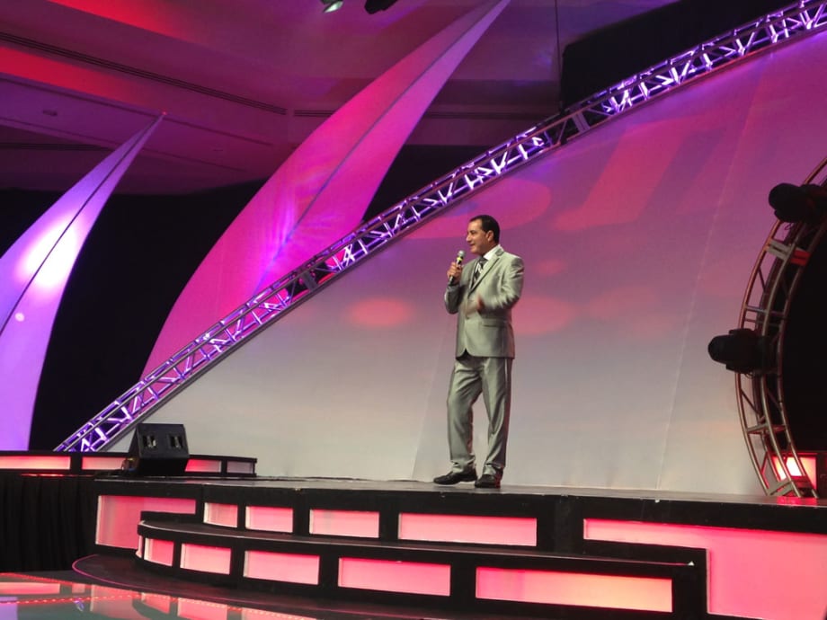 Global Beauty: Farouk Systems 2013 Cancun Conference
