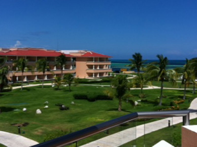 Farouk's International Sales & Buying Conference FIESTA!