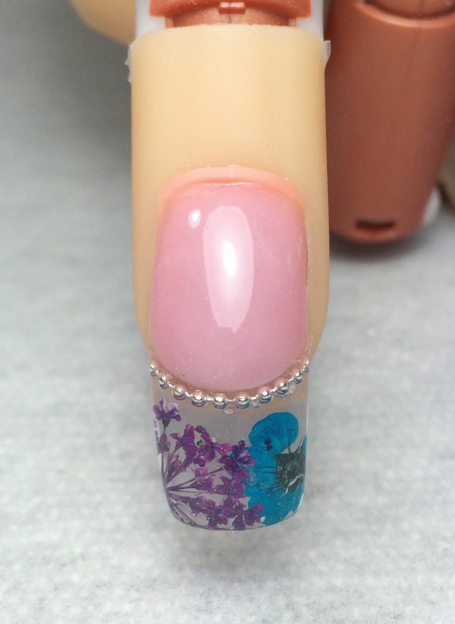 Embedded Acrylic for the Flower Girl