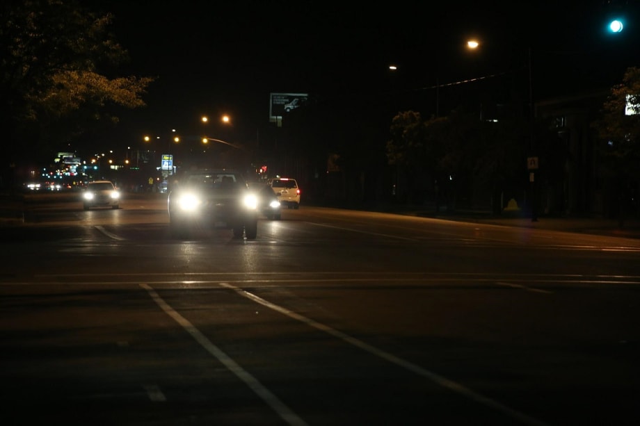 FHWA Mandates New Standard for Retroreflective Pavement Markings