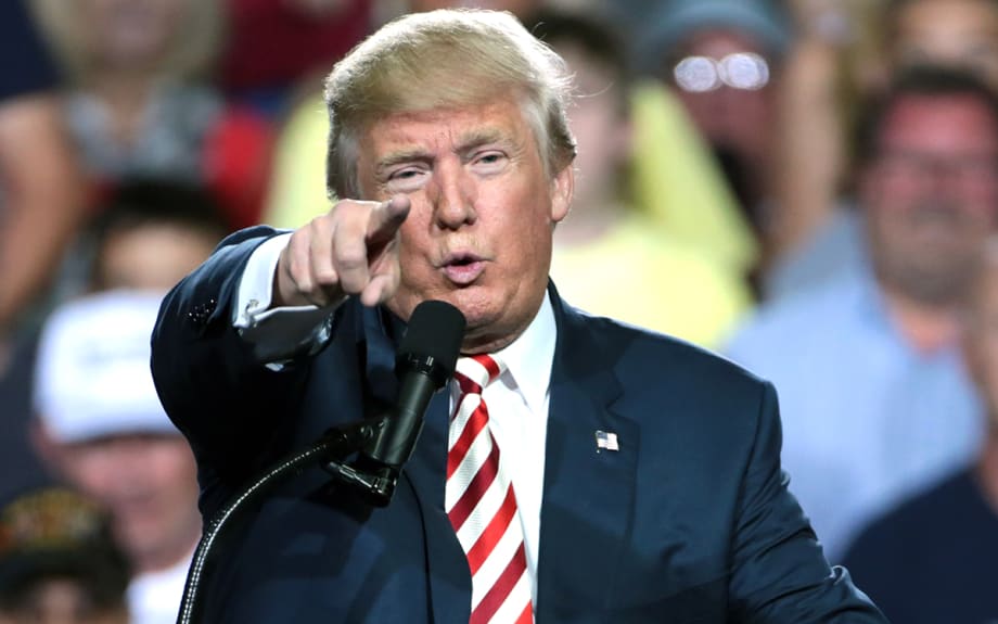 Bloomberg: Trump Issued Ultimatum to Factory Execs