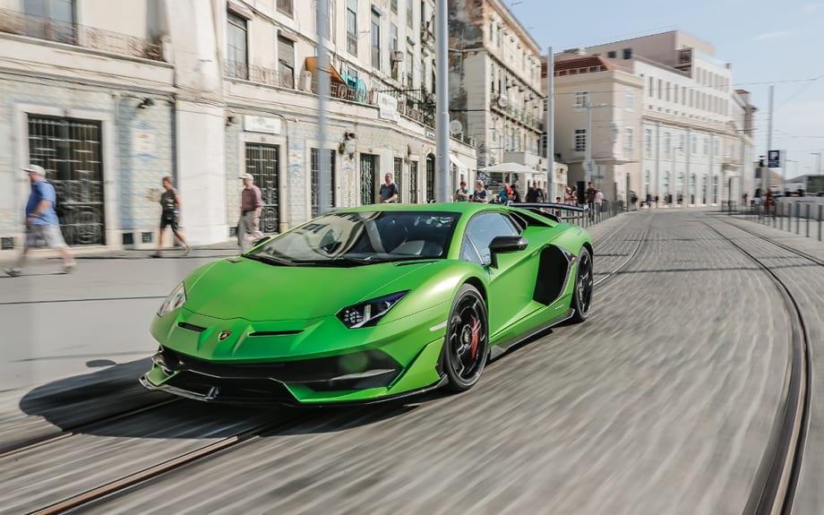 Lamborghini Adds Selezione CPO Program