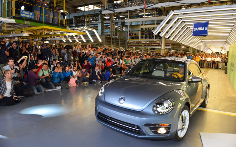 Last VW Beetle Rolls Off Production Line