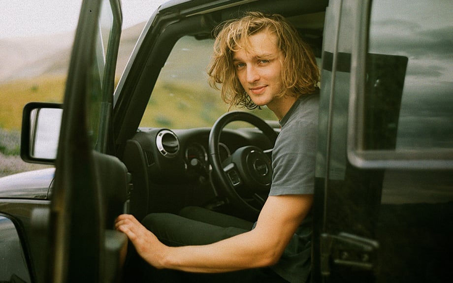 Survey: Youngest Car Buyers Visit Most Dealerships